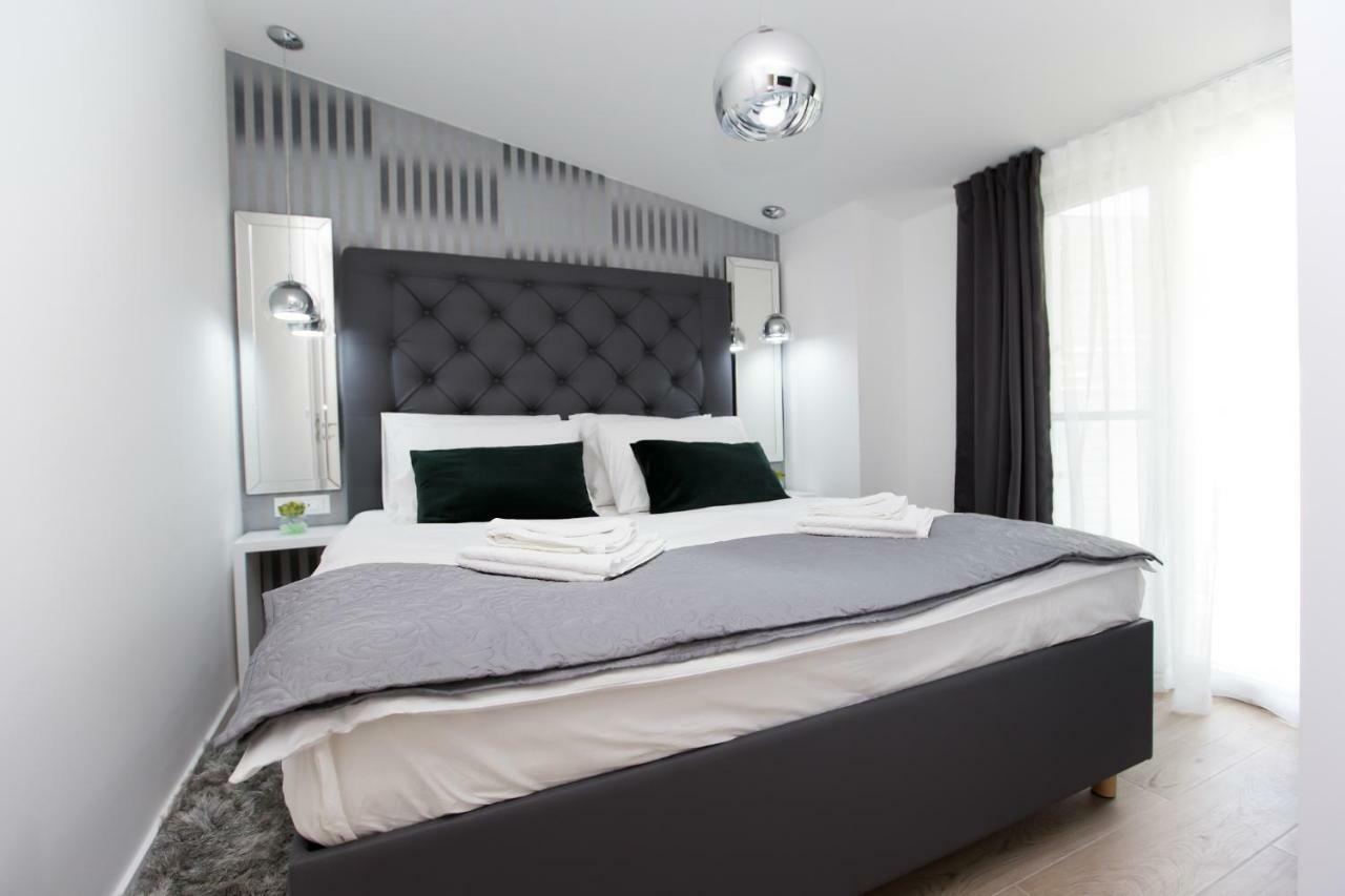 Luxury Apartments Mia Podstrana Esterno foto